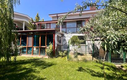 Cb Vizyon Tuğba ERKAL'dan Site İçerisinde Full Yapılı Villa