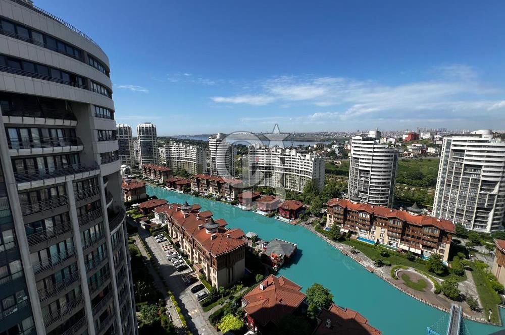 Bosphorus City'de Muhteşem Manzaralı Teraslı Havuzlu Penthouse!