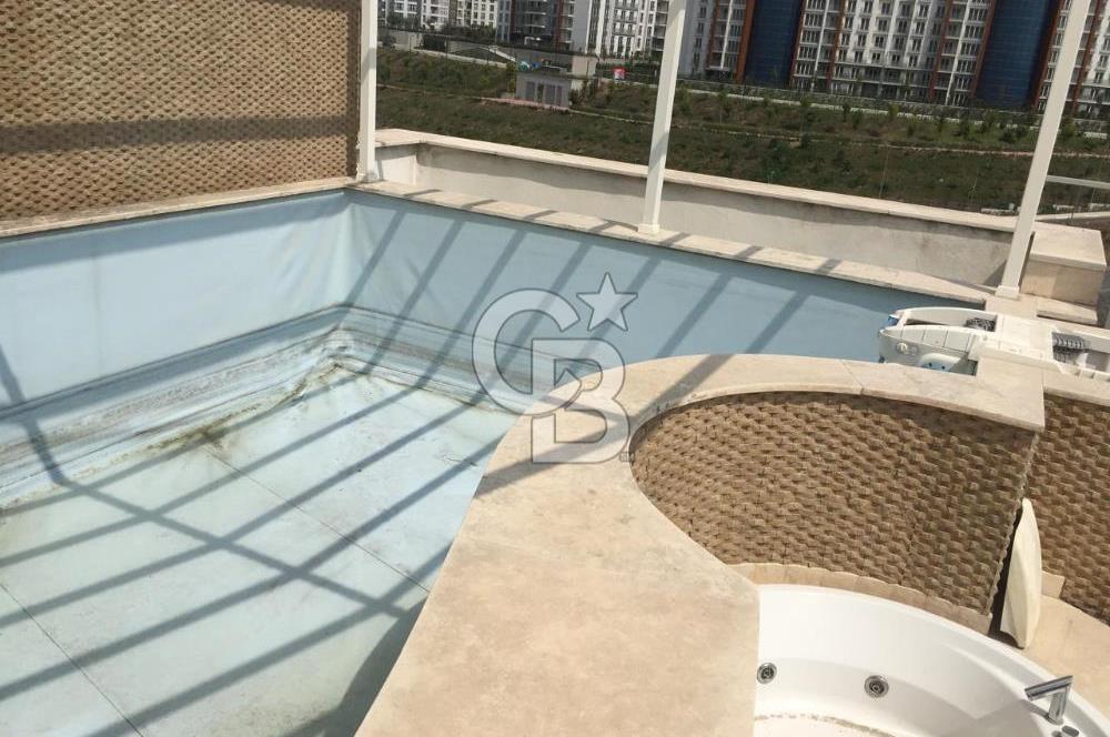 Bosphorus City'de Muhteşem Manzaralı Teraslı Havuzlu Penthouse!