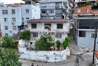 İSMET PAŞA MAHALLESİ'NDE 203 M² ARSA ÜZERİNDE MÜSTAKİL EV