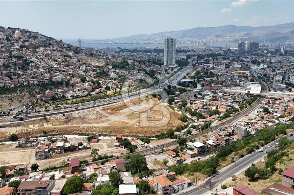 İSMET PAŞA MAHALLESİ'NDE 203 M² ARSA ÜZERİNDE MÜSTAKİL EV