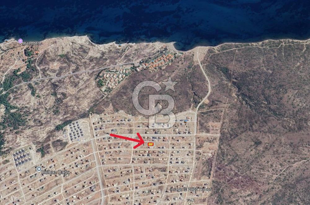 KARABURUN MORDOĞAN KAMUKENT’TE DENİZ MANZARALI VİLLA ARSASI