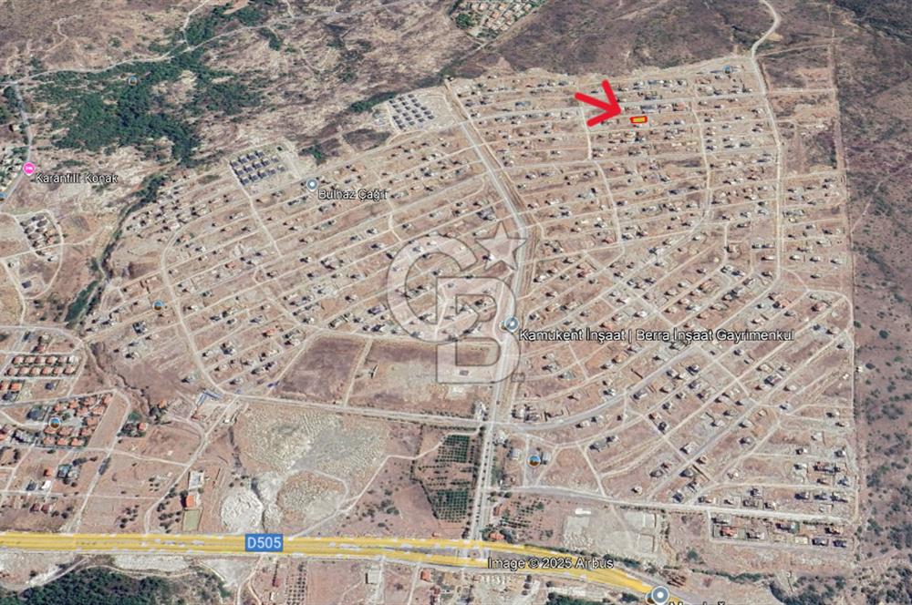 KARABURUN MORDOĞAN KAMUKENT’TE DENİZ MANZARALI VİLLA ARSASI