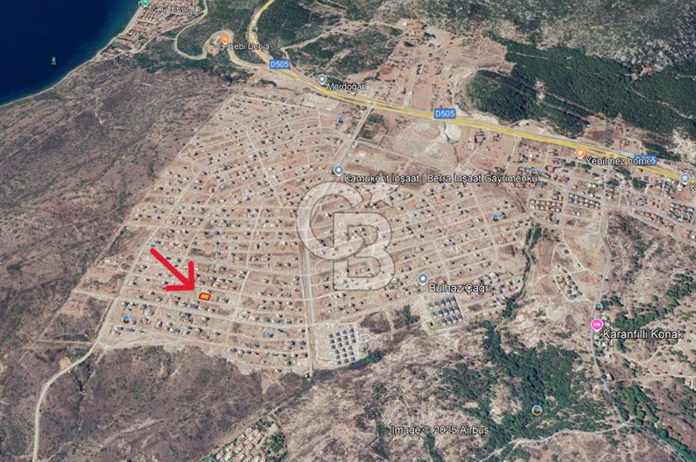 KARABURUN MORDOĞAN KAMUKENT’TE DENİZ MANZARALI VİLLA ARSASI