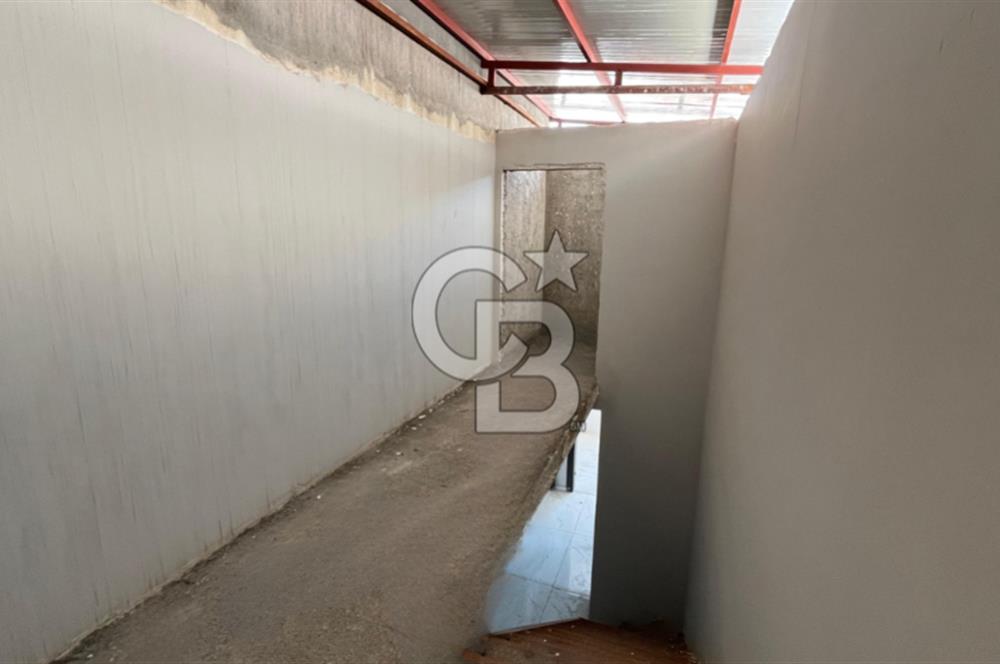 BUCA YEŞİLBAĞLAR MAH. TERASLI 4+1 SATILIK DAİRE 