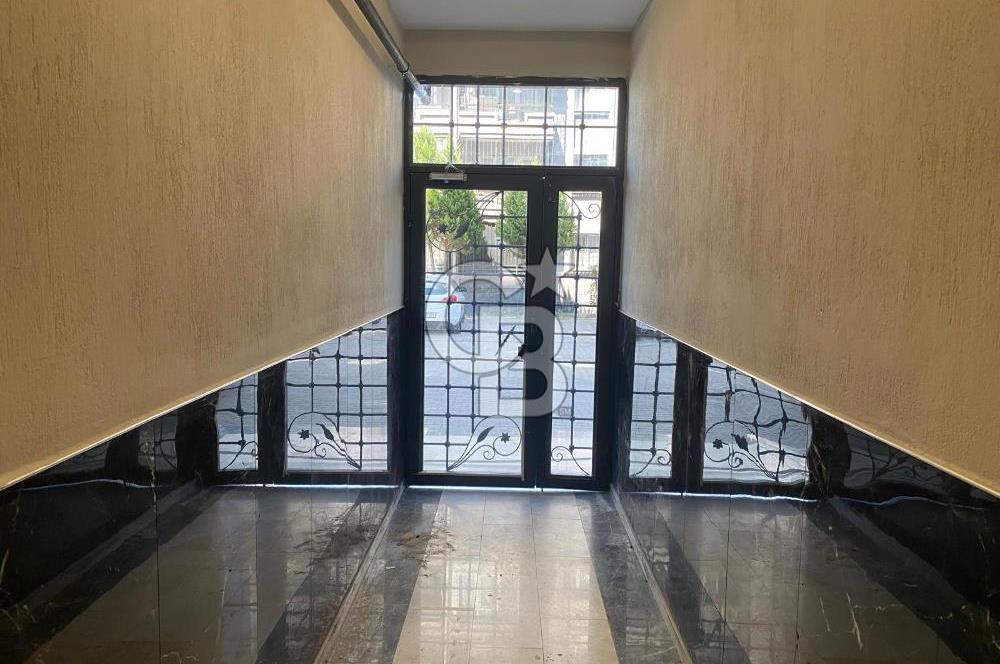 BUCA YEŞİLBAĞLAR MAH. TERASLI 4+1 SATILIK DAİRE 