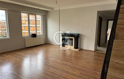 Çekmeköy Çatalmeşe Mah. Casa Grande Sitesi Satılık Çatı Dubleks Daire