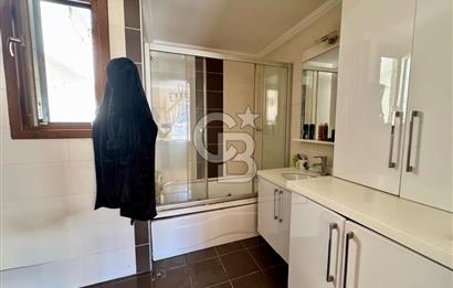 Akaretler'de Boğaz Manzaralı, Teraslı, Eşyalı Kiralık 2+1 Daire