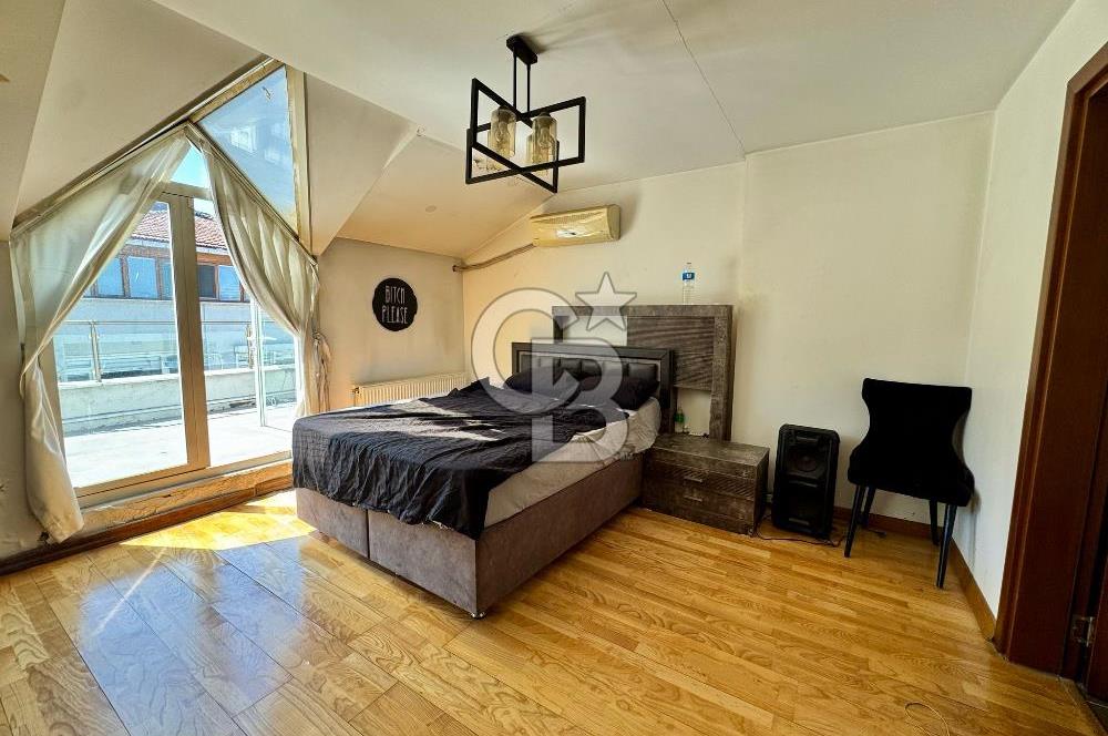 Akaretler'de Boğaz Manzaralı, Teraslı, Eşyalı Kiralık 2+1 Daire
