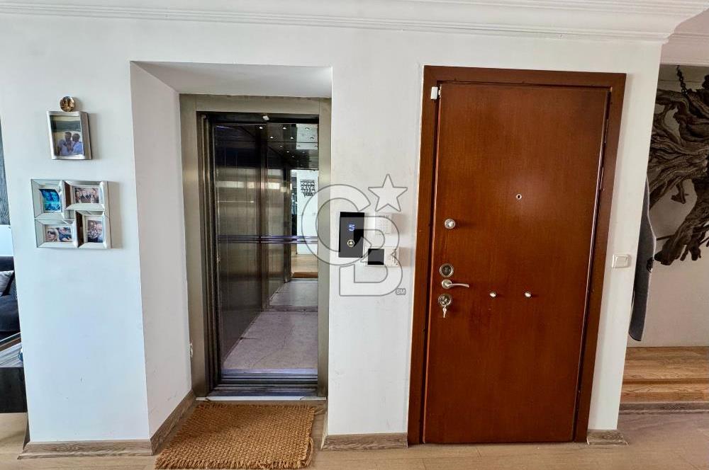 Akaretler'de Boğaz Manzaralı, Teraslı, Eşyalı Kiralık 2+1 Daire