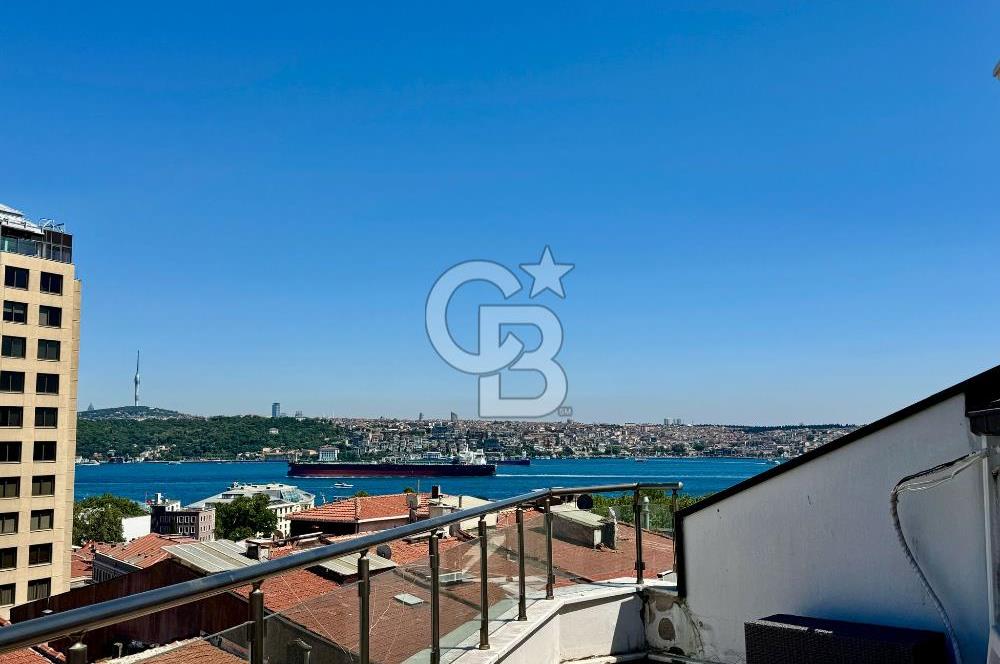 Akaretler'de Boğaz Manzaralı, Teraslı, Eşyalı Kiralık 2+1 Daire