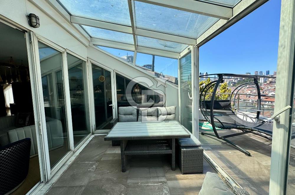 Akaretler'de Boğaz Manzaralı, Teraslı, Eşyalı Kiralık 2+1 Daire
