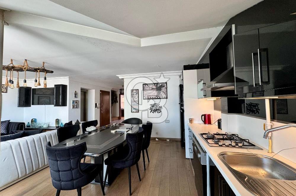Akaretler'de Boğaz Manzaralı, Teraslı, Eşyalı Kiralık 2+1 Daire