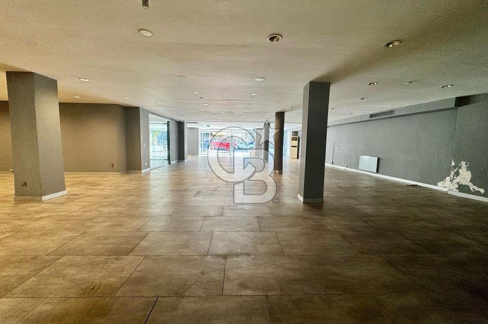 Gayrettepede 550 m² Kiralık Dükkan Geniş Cepheli, Ön Kullanım