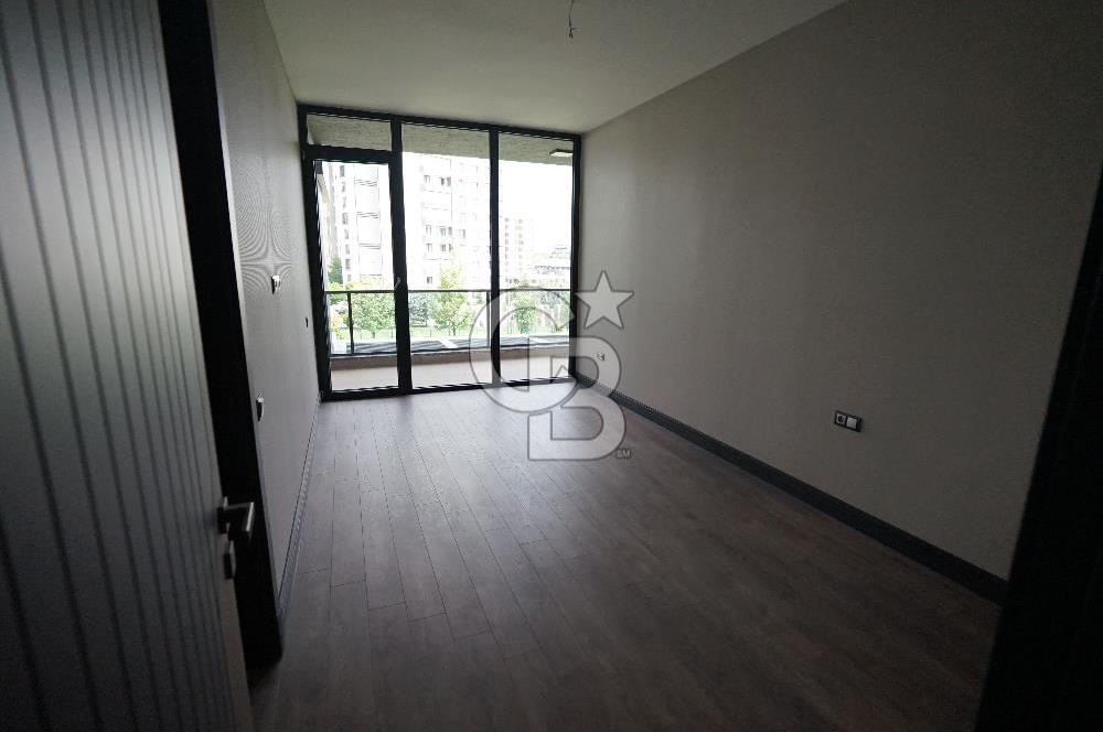ALACAATLI DA SİTE İÇERİSİNDE 400 M2 TAM MÜSTAKİL SATILIK VİLLA