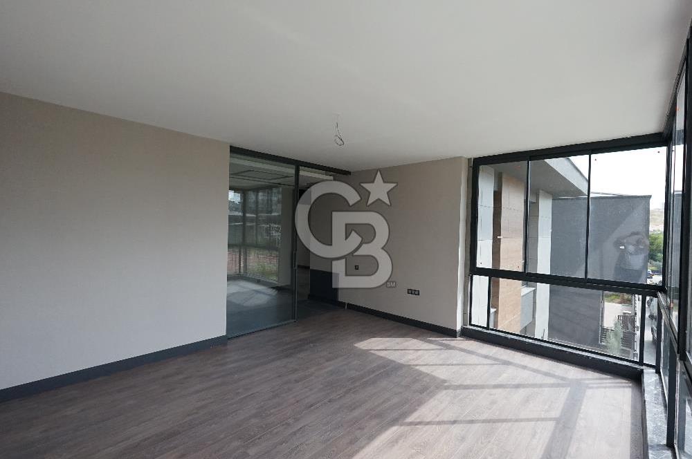 ALACAATLI DA SİTE İÇERİSİNDE 400 M2 TAM MÜSTAKİL SATILIK VİLLA