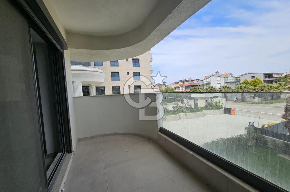 Privatus Ayvalık Oliva Mare'de Denize Sıfır Kiralık 1+1 Daire