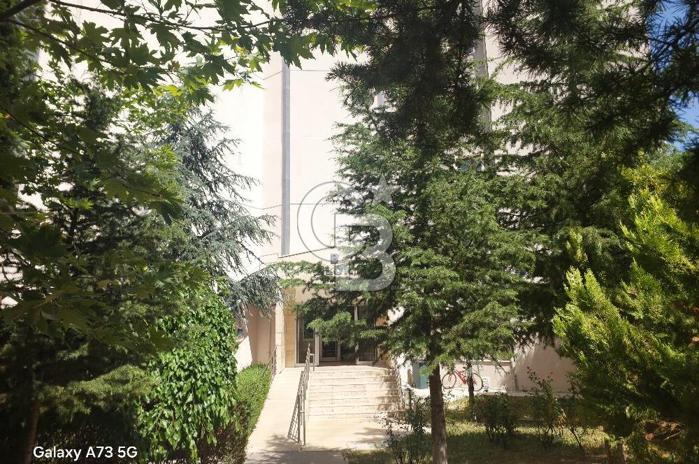 YAŞAMKENT BOTANİK SİTESİNDE FERAH VE ÖNÜ AÇIK SATILIK 4+1 DAİRE