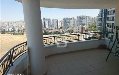 YAŞAMKENT BOTANİK SİTESİNDE FERAH VE ÖNÜ AÇIK SATILIK 4+1 DAİRE