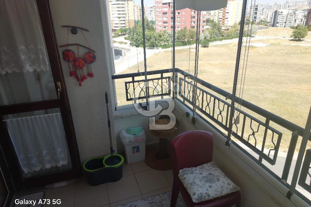 YAŞAMKENT BOTANİK SİTESİNDE FERAH VE ÖNÜ AÇIK SATILIK 4+1 DAİRE