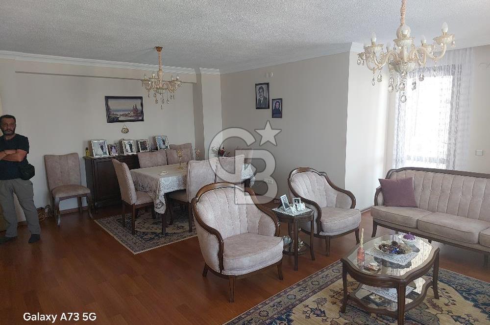 YAŞAMKENT BOTANİK SİTESİNDE FERAH VE ÖNÜ AÇIK SATILIK 4+1 DAİRE