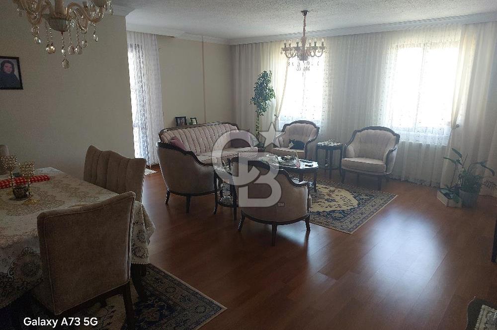 YAŞAMKENT BOTANİK SİTESİNDE FERAH VE ÖNÜ AÇIK SATILIK 4+1 DAİRE