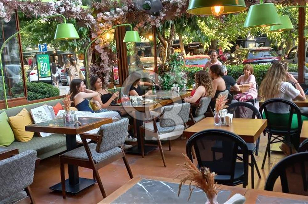 Alsancak Gül Sokak'ta Devren Kiralık Yüksek Cirolu Cafe