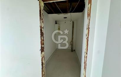 Gayrettepede Köşe Konum 450 m² Çift Cepheli Kiralık Dükkan
