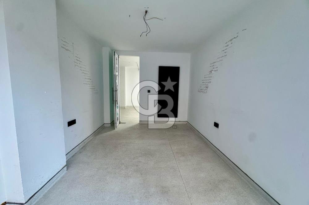 Gayrettepede Köşe Konum 450 m² Çift Cepheli Kiralık Dükkan
