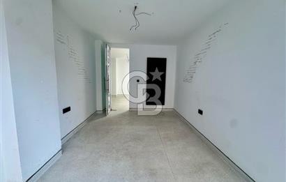 Gayrettepede Köşe Konum 450 m² Çift Cepheli Kiralık Dükkan