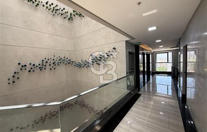 ANTALYA NIN EN PRESTİJLİ PLAZASINDA KİRALIK OFİS