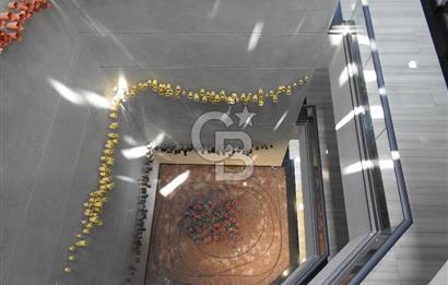 ANTALYA NIN EN PRESTİJLİ PLAZASINDA KİRALIK OFİS