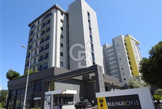 ANTALYA NIN EN PRESTİJLİ PLAZASINDA KİRALIK OFİS