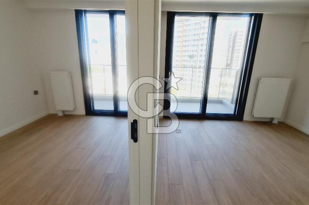 Manisa Meydan Sitesi Havuz Cephe Kiralık 1+1 Daire