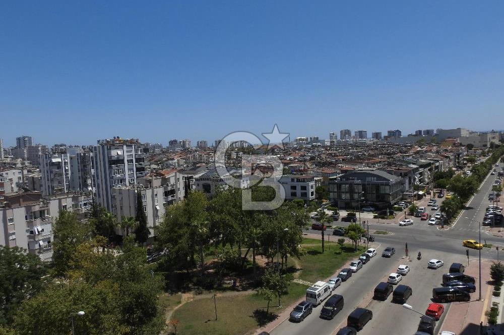 ANTALYA NIN EN PRESTİJLİ PLAZASINDA KİRALIK OFİS