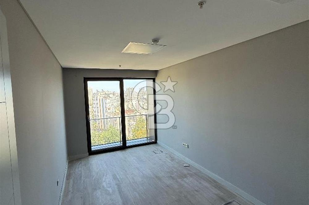 ANTALYA NIN EN PRESTİJLİ PLAZASINDA KİRALIK OFİS