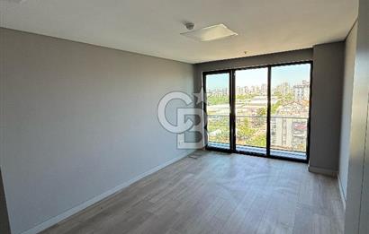 ANTALYA NIN EN PRESTİJLİ PLAZASINDA KİRALIK OFİS