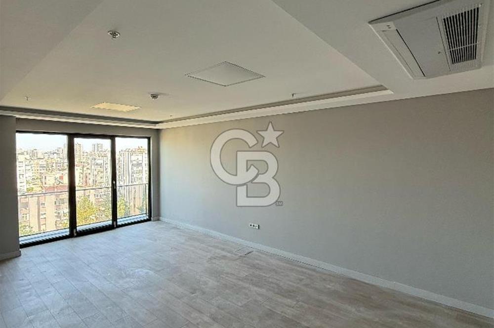 ANTALYA NIN EN PRESTİJLİ PLAZASINDA KİRALIK OFİS