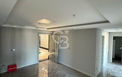 ANTALYA NIN EN PRESTİJLİ PLAZASINDA KİRALIK OFİS