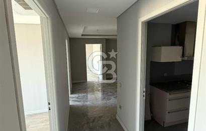 ANTALYA NIN EN PRESTİJLİ PLAZASINDA KİRALIK OFİS