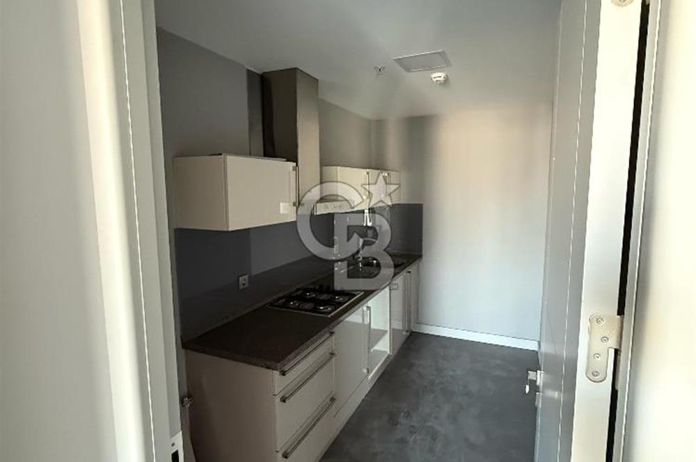 ANTALYA NIN EN PRESTİJLİ PLAZASINDA KİRALIK OFİS