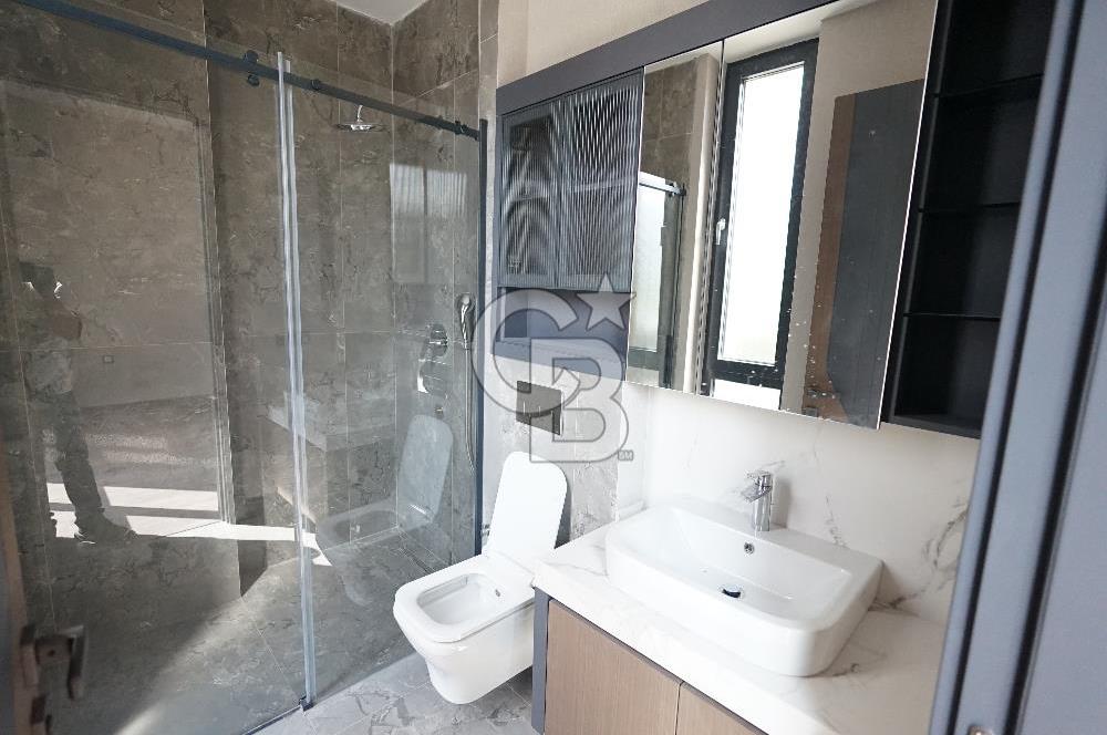 ALACAATLI DA SİTE İÇERİSİNDE MERKEZİ KONUMDA 200M2 KİRALIK DAİRE