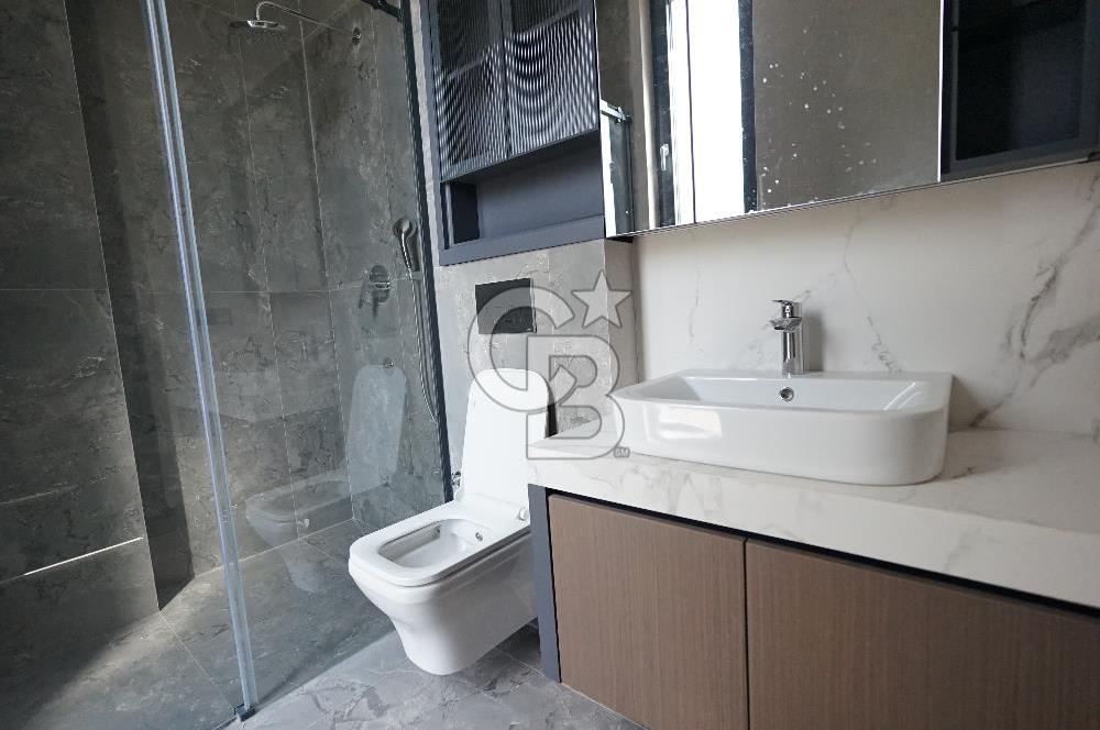 ALACAATLI DA SİTE İÇERİSİNDE MERKEZİ KONUMDA 200M2 KİRALIK DAİRE