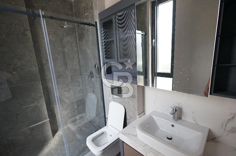 ALACAATLI DA SİTE İÇERİSİNDE MERKEZİ KONUMDA 200M2 KİRALIK DAİRE