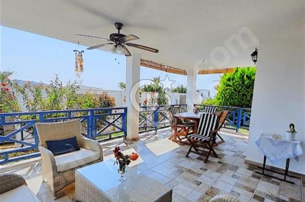 BODRUM KOYUNBABADA TURKUAZ EVLER SİTESİNDE SATILIK VİLLA