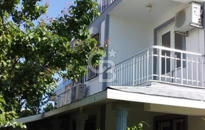 Ayvalık Altınova Denize Girilen Bölgede Satılık 4+1 Villa. 