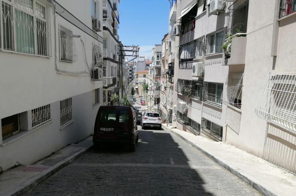 Güzelyalı'da 3+1 Kiralık Köşe Daire 