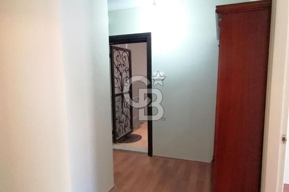 Güzelyalı'da 3+1 Kiralık Köşe Daire 