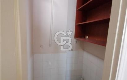 Güzelyalı'da 3+1 Kiralık Köşe Daire 