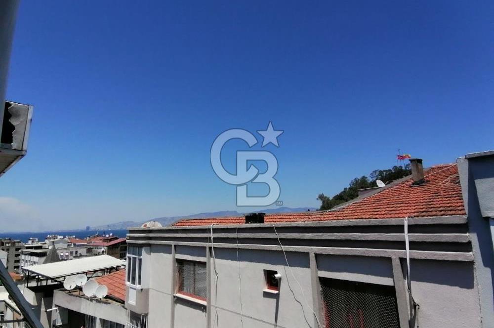 Güzelyalı'da 3+1 Kiralık Köşe Daire 